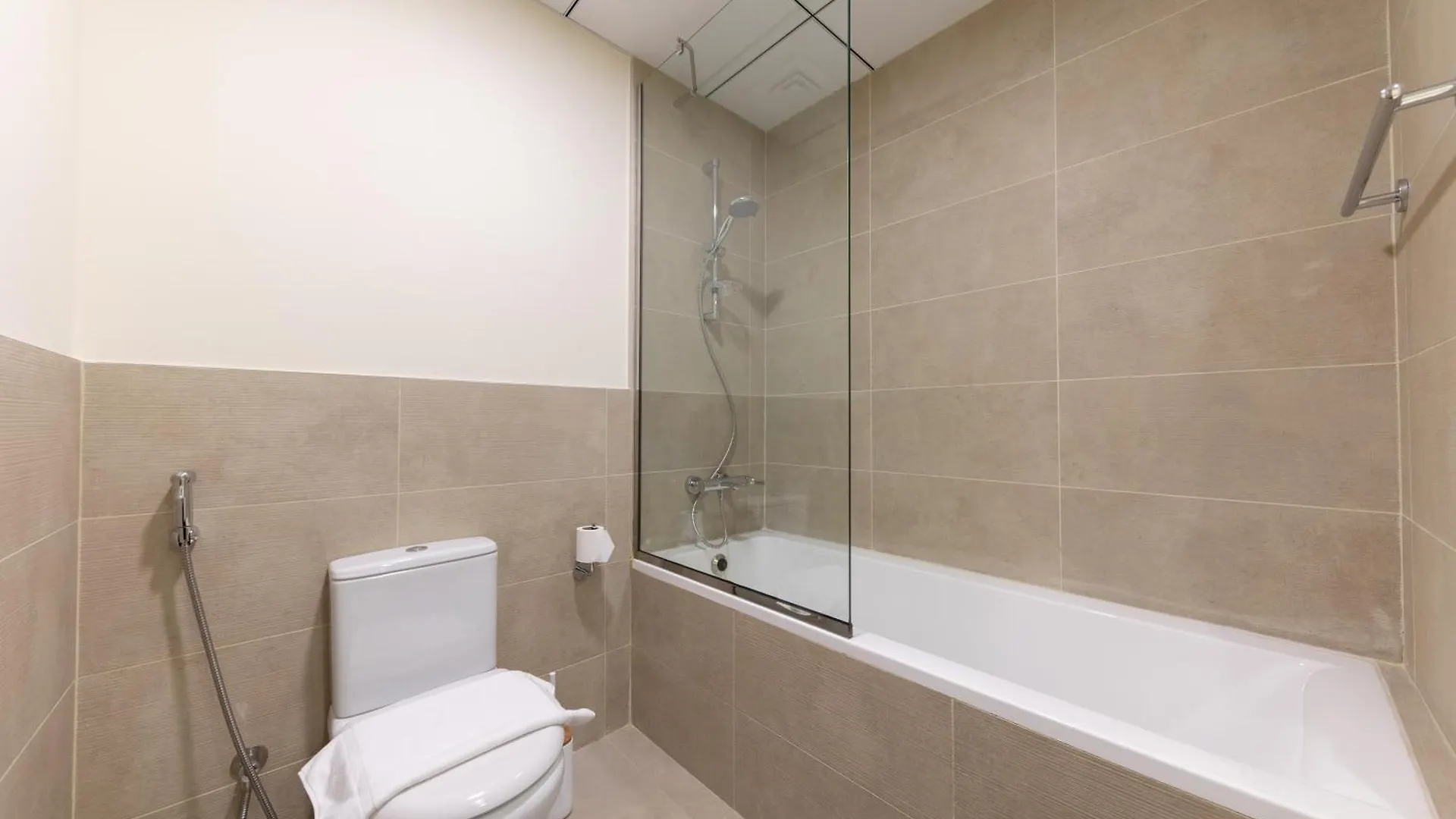 Canal View, Partial Burj Khalifa View, Brand New Dubai Apartment