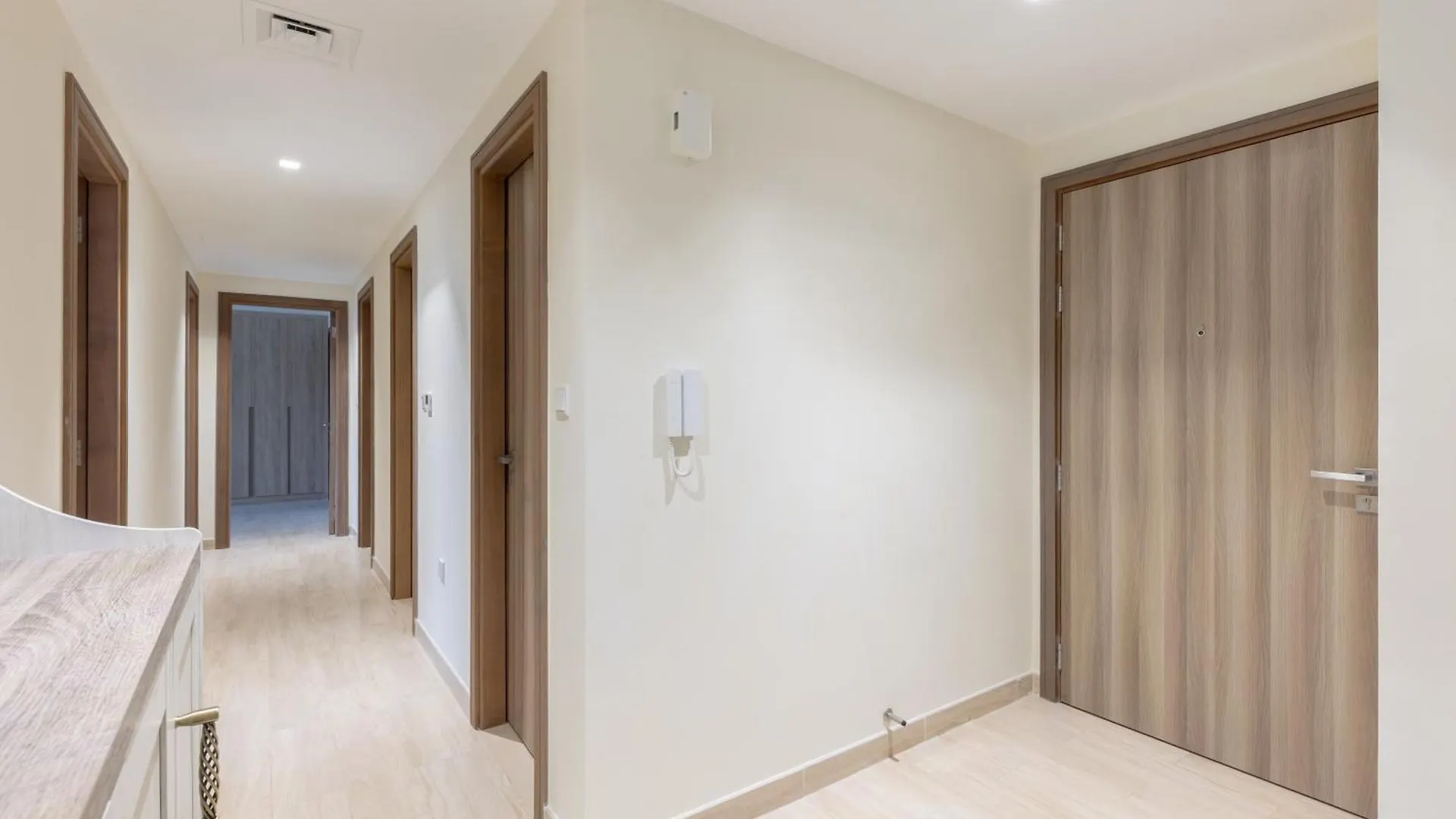 Canal View, Partial Burj Khalifa View, Brand New Dubai Apartment