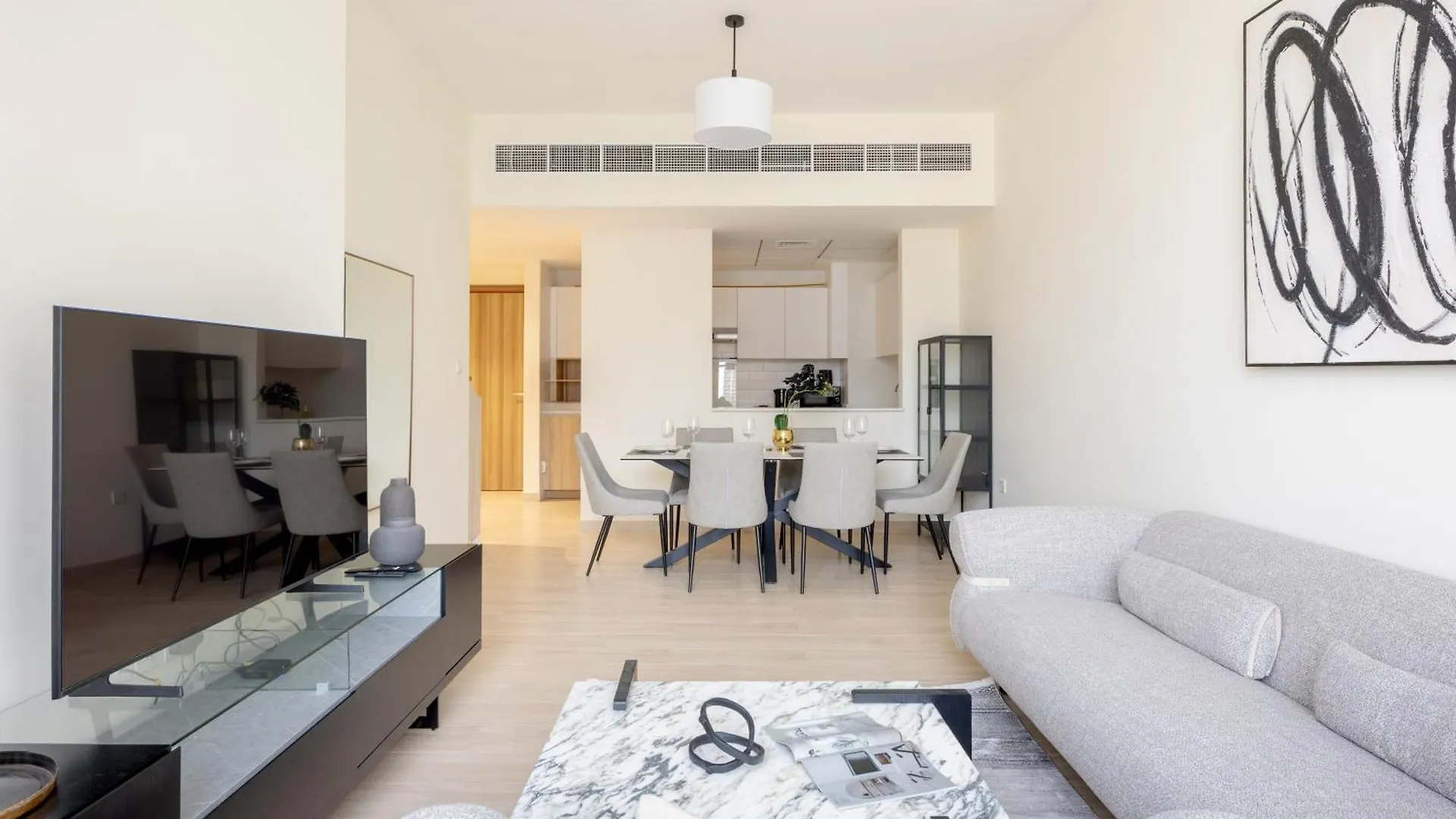 Apartment Canal View, Partial Burj Khalifa View, Brand New Dubai United Arab Emirates