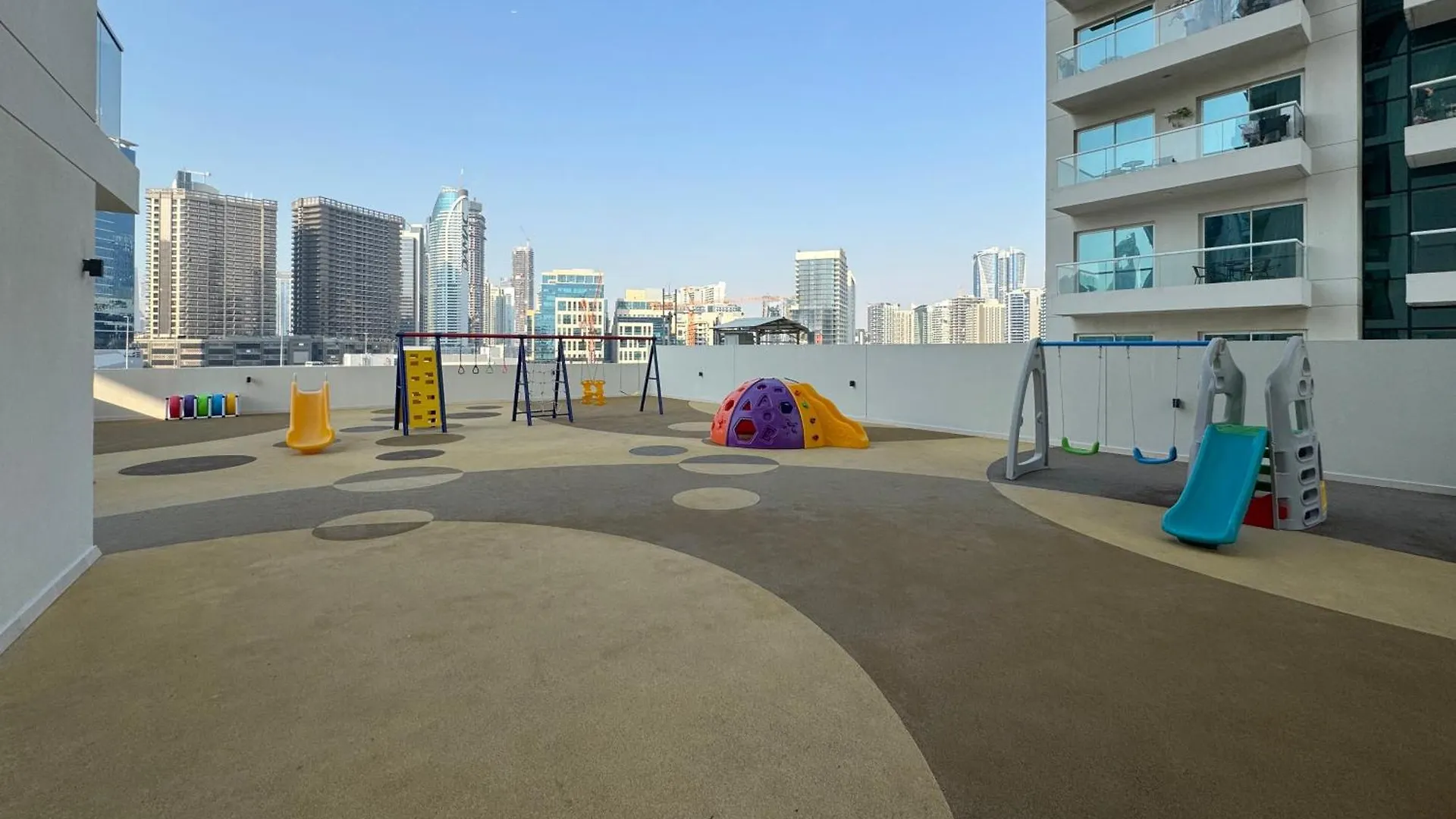 Canal View, Partial Burj Khalifa View, Brand New Dubai United Arab Emirates